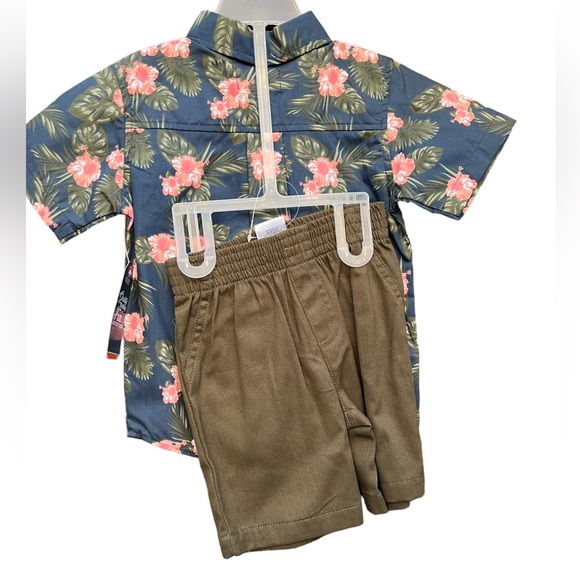 Alex And Jack Blue Short Sleeved Flower Button Down Shirt with shorts - Picture 2 of 3